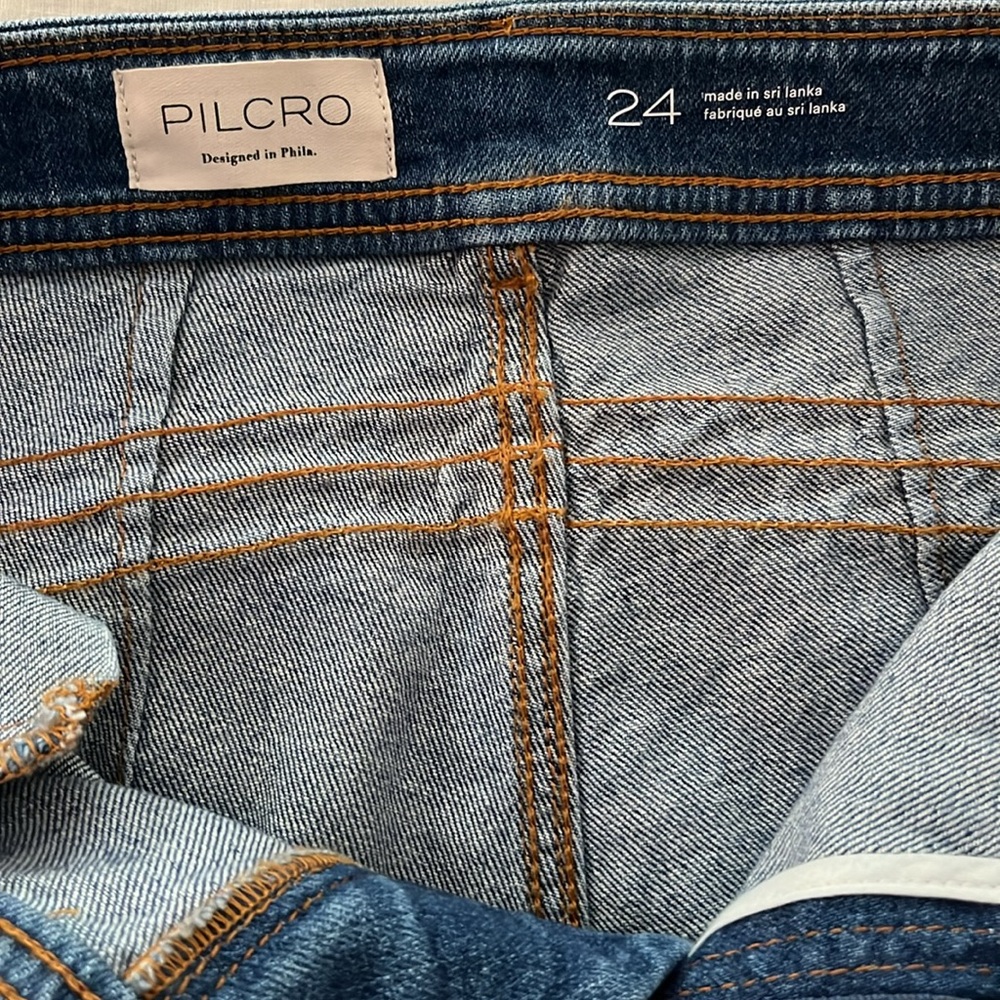 PILCRO HIGH-RISE BOOTCUT JEANS - Picture 7 of 10